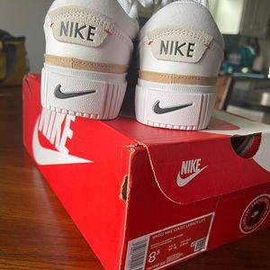 Nike Court Legacy Lift
